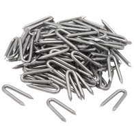 Skoble do mocowania siatki leśnej paczka 100 sztuk